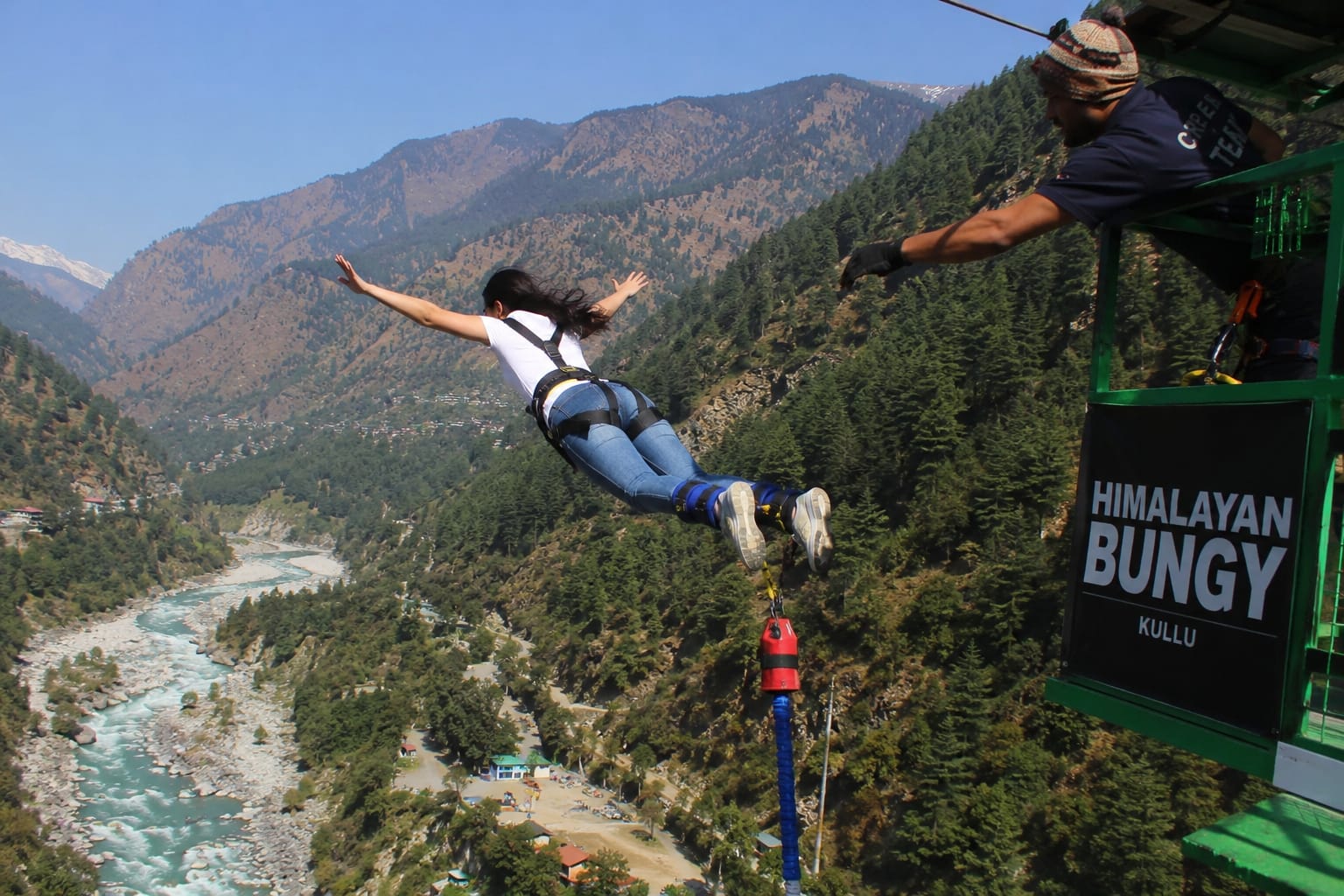 Bungee Jumping in Kullu–Manali – Feel the Adrenaline Rush